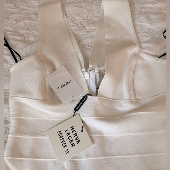Forever 21 X Herve leger white dres - Picture 3 of 3